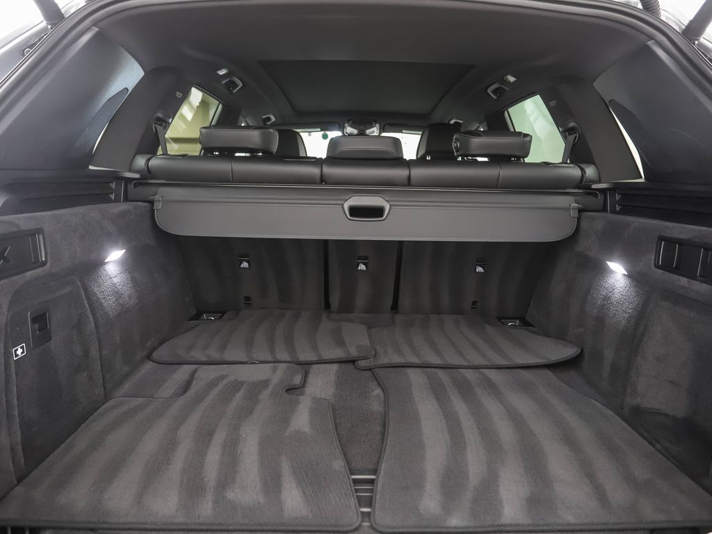 Thumbnail: 2025 BMW X5 - 23