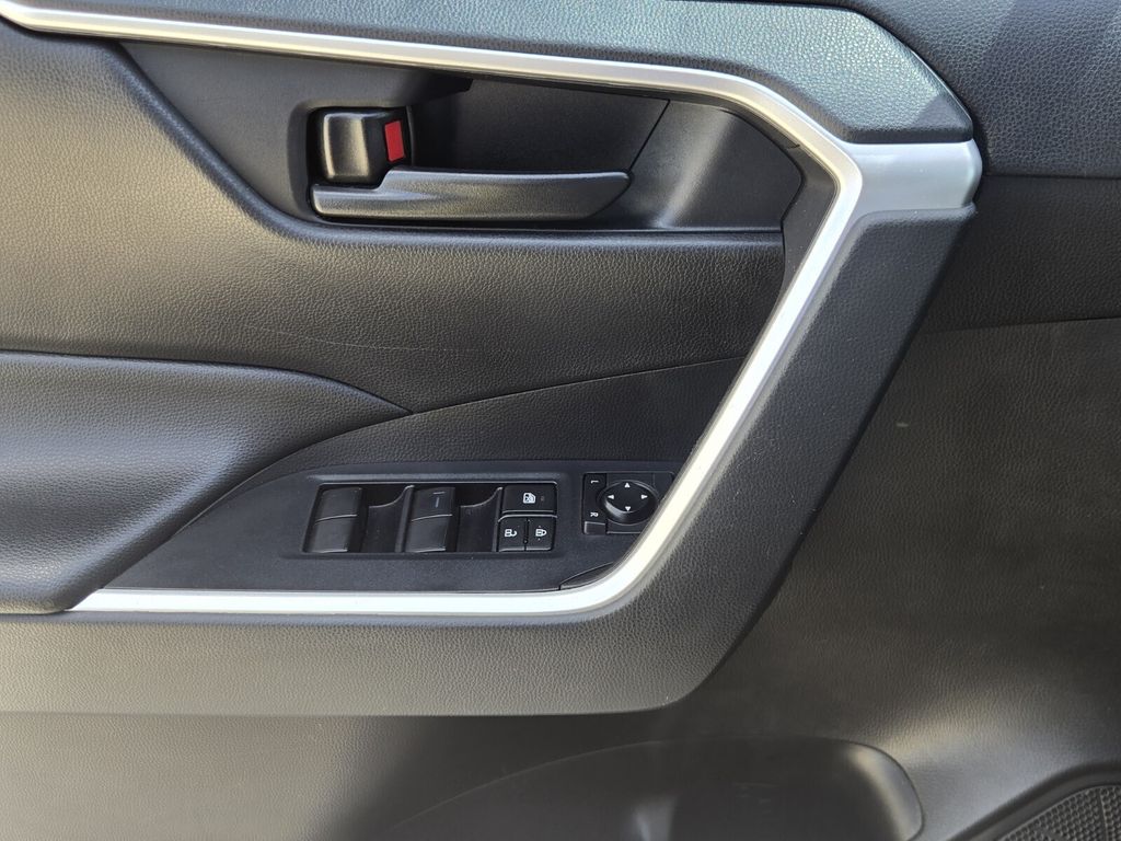 2022 Toyota RAV4 - $23,087