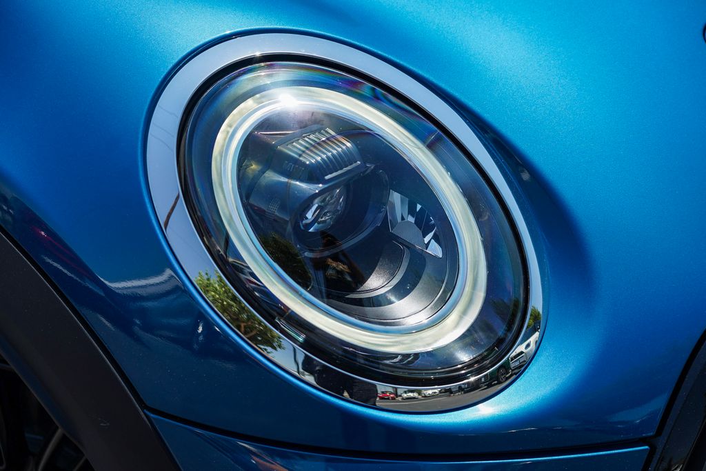 2024 MINI Cooper S Signature 2