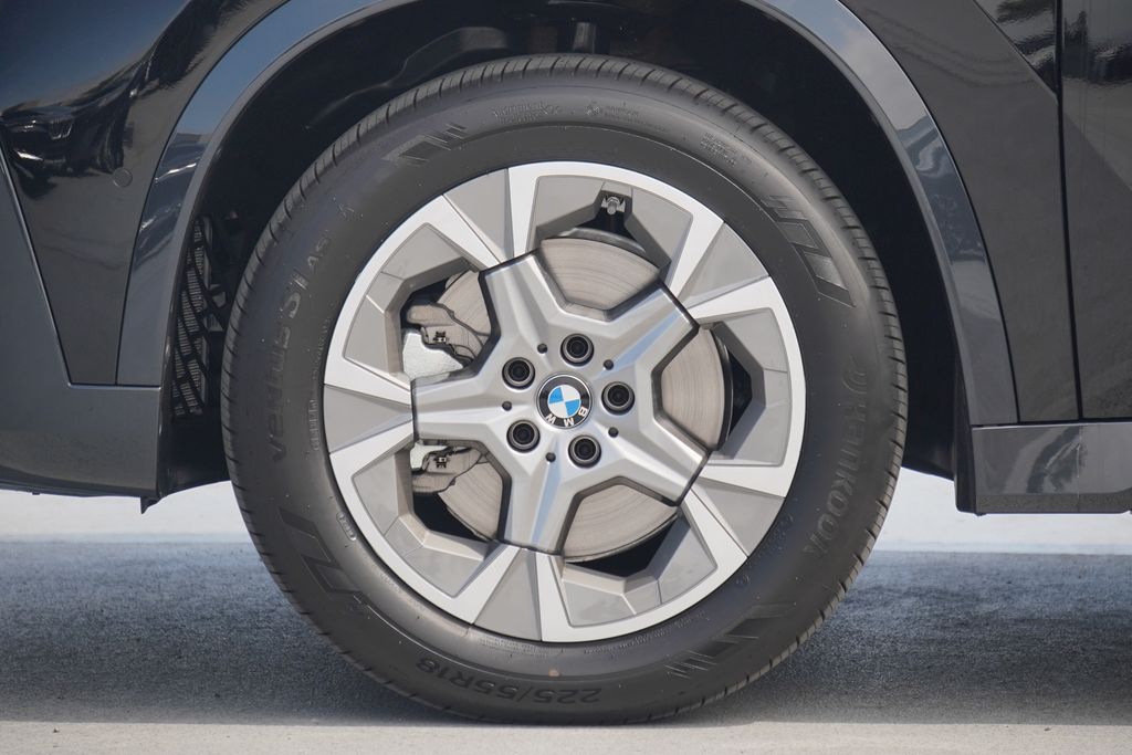 Thumbnail: 2025 BMW X1 - 5