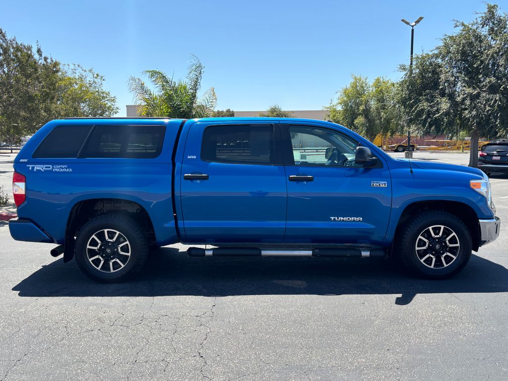 Thumbnail: 2016 Toyota Tundra - 4