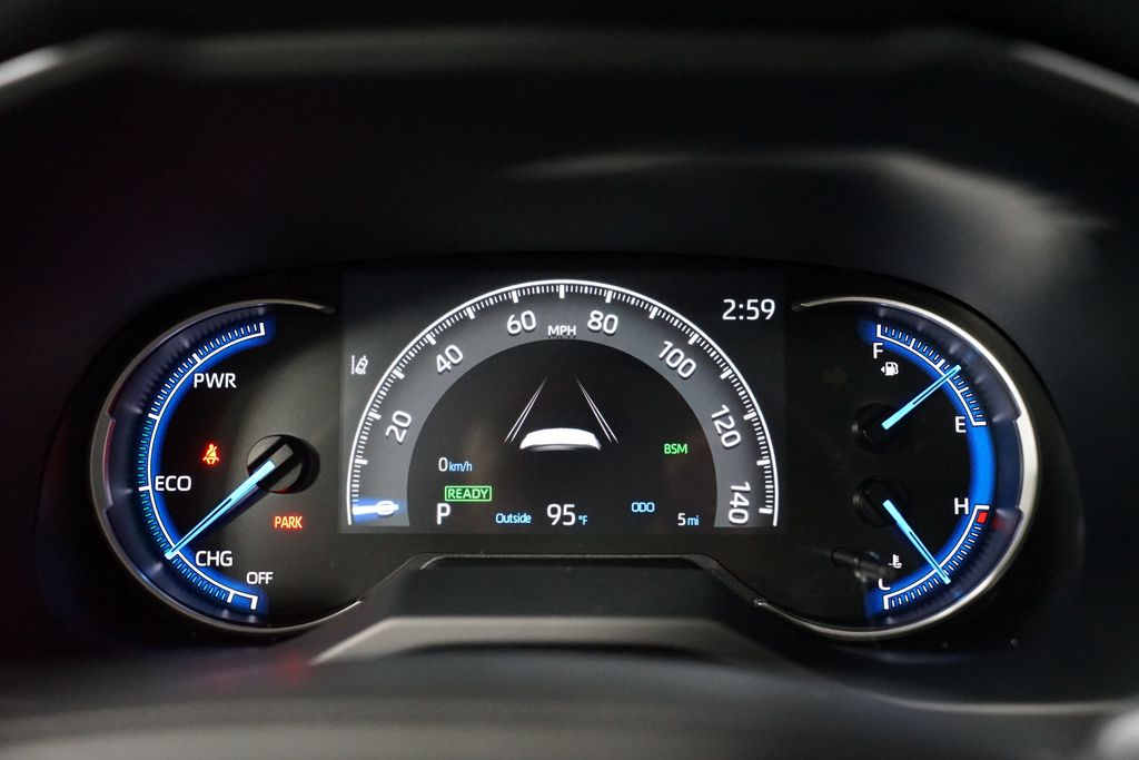 Thumbnail: 2025 Toyota RAV4 - 15