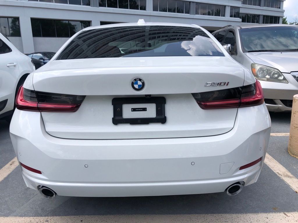 Thumbnail: 2024 BMW 3 Series - 5