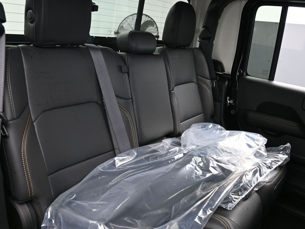 Used 2025 Black Clearcoat Jeep High Tide image 42