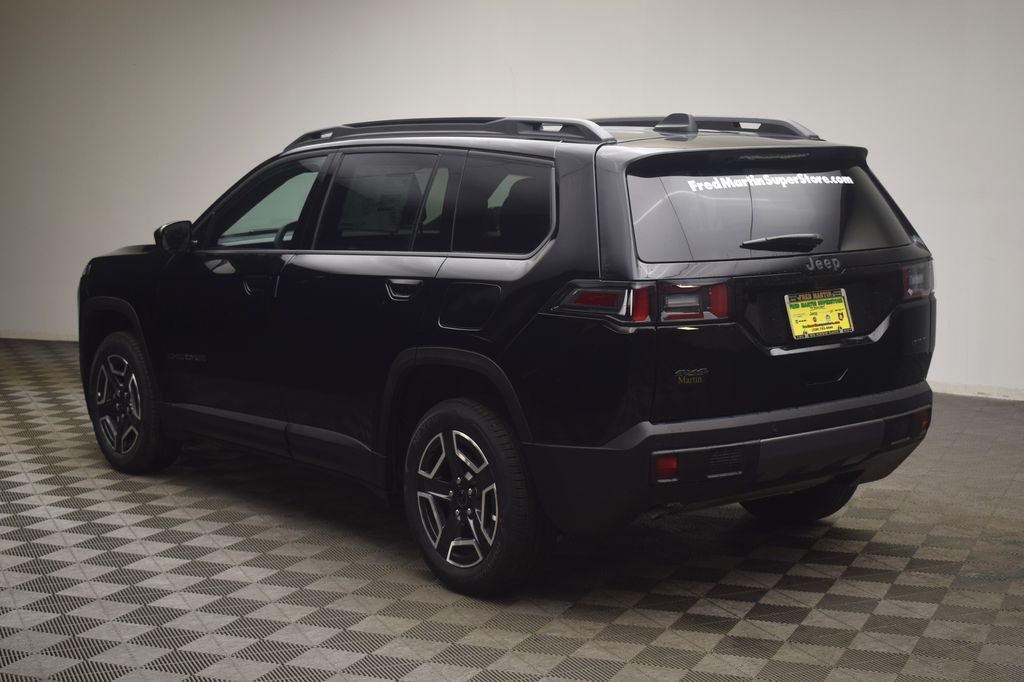 new 2026 Jeep Cherokee car, priced at $39,778