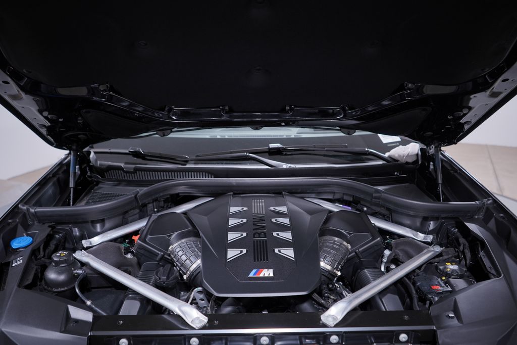 Thumbnail: 2025 BMW X7 - 25