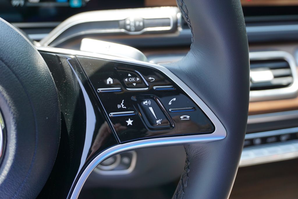 Thumbnail: 2026 Mercedes-Benz GLE - 29