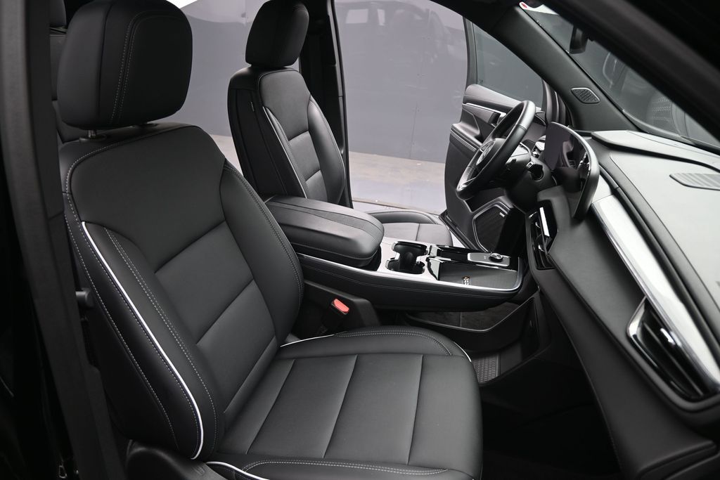 Used 2025 Buick Enclave SUV