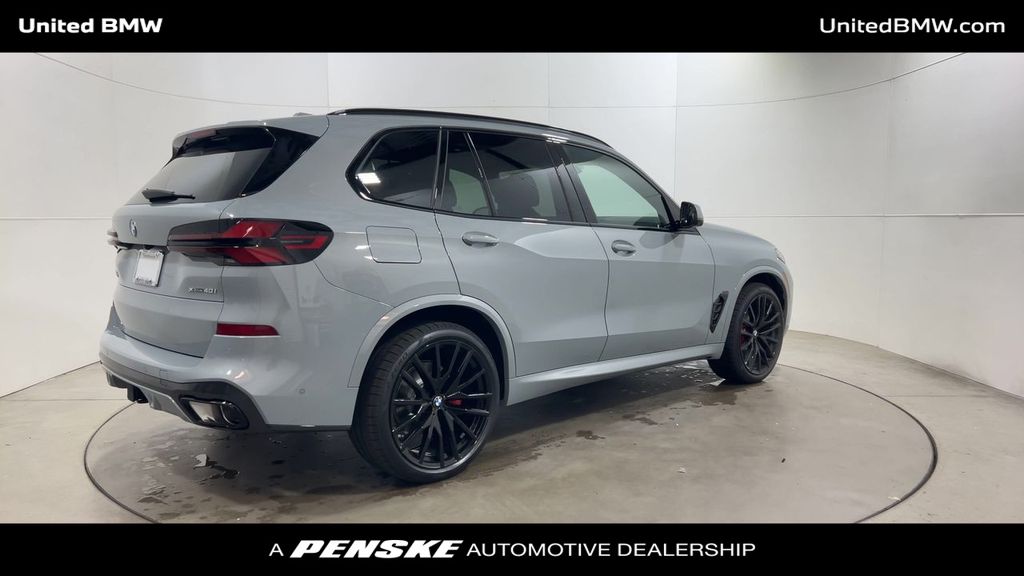 Thumbnail: 2026 BMW X5 - 8