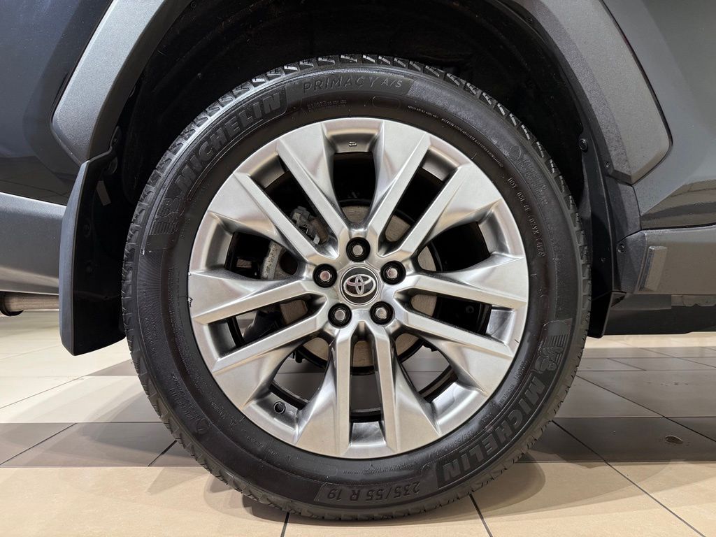 Thumbnail: 2024 Toyota RAV4 - 9