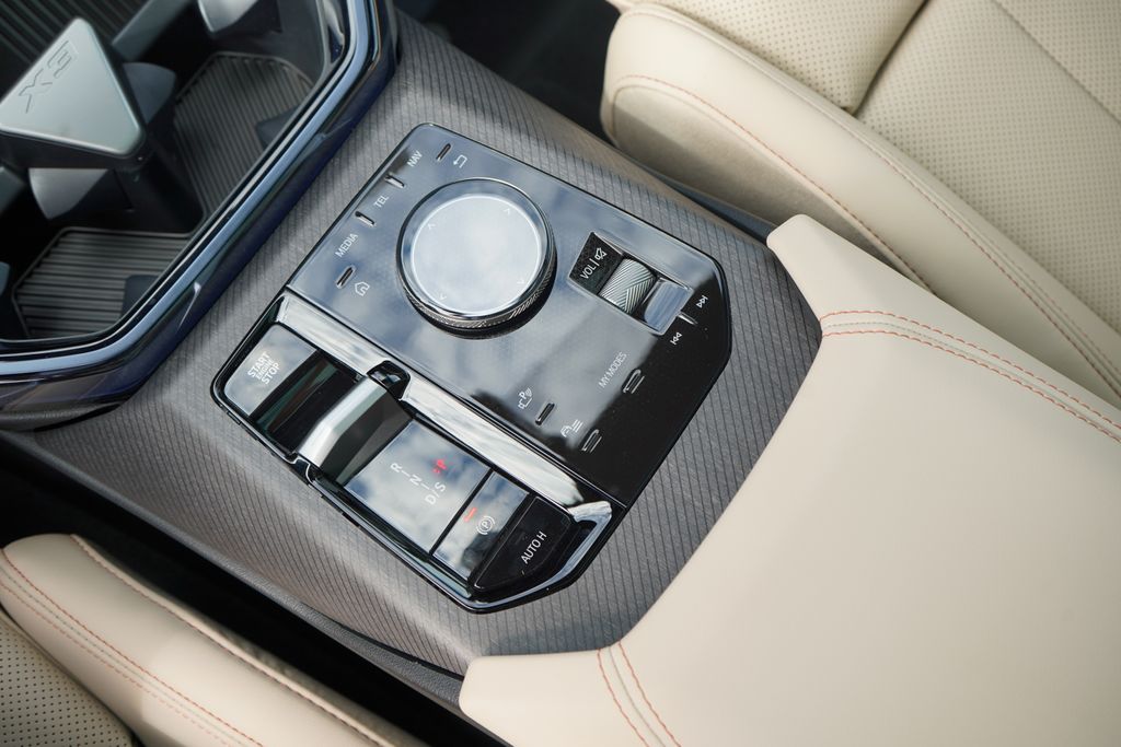 Thumbnail: 2026 BMW X3 - 18