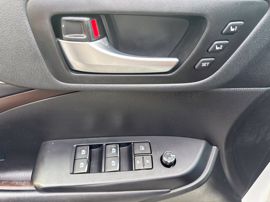Used 2019 Toyota Highlander SUV