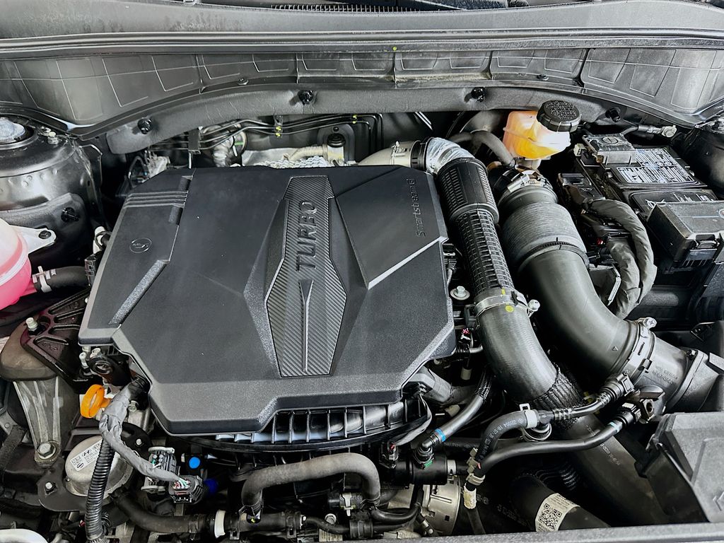 Thumbnail: 2023 Kia Sorento - 31