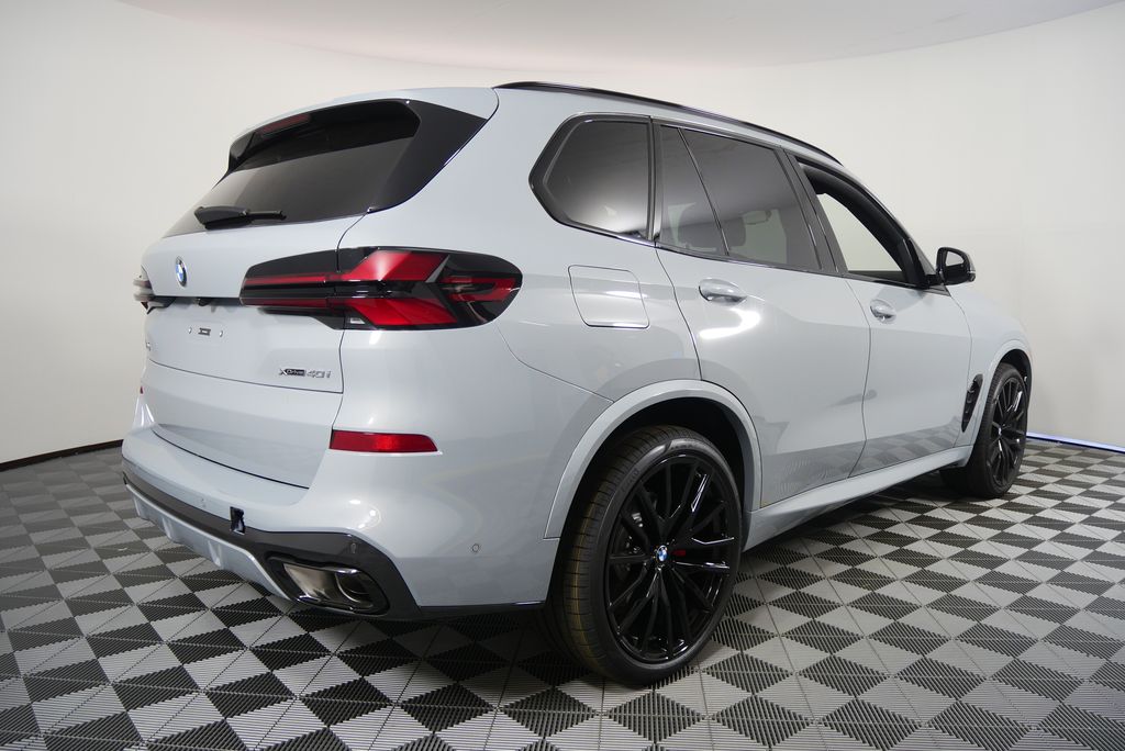 Thumbnail: 2026 BMW X5 - 3