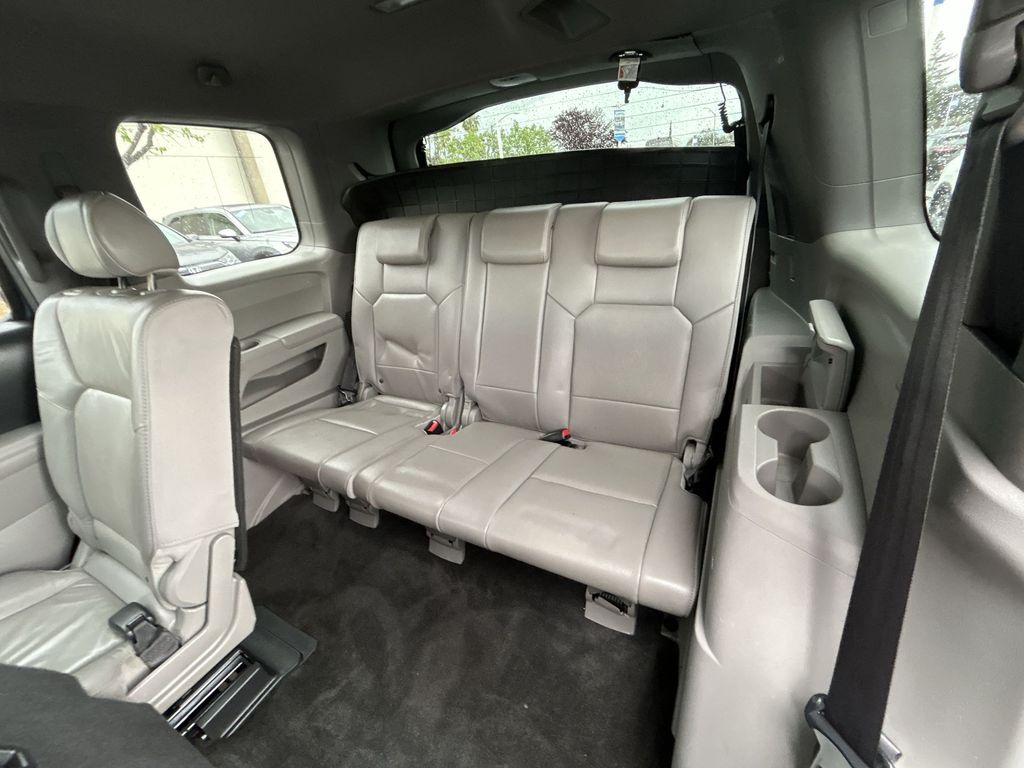 Thumbnail: 2011 Honda Pilot - 23