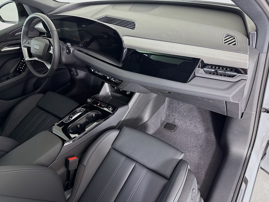 Thumbnail: 2027 Audi Q6 e-tron - 18