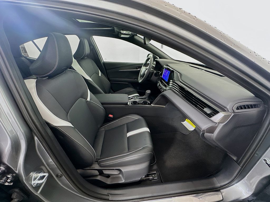 Thumbnail: 2025 Toyota Camry - 29