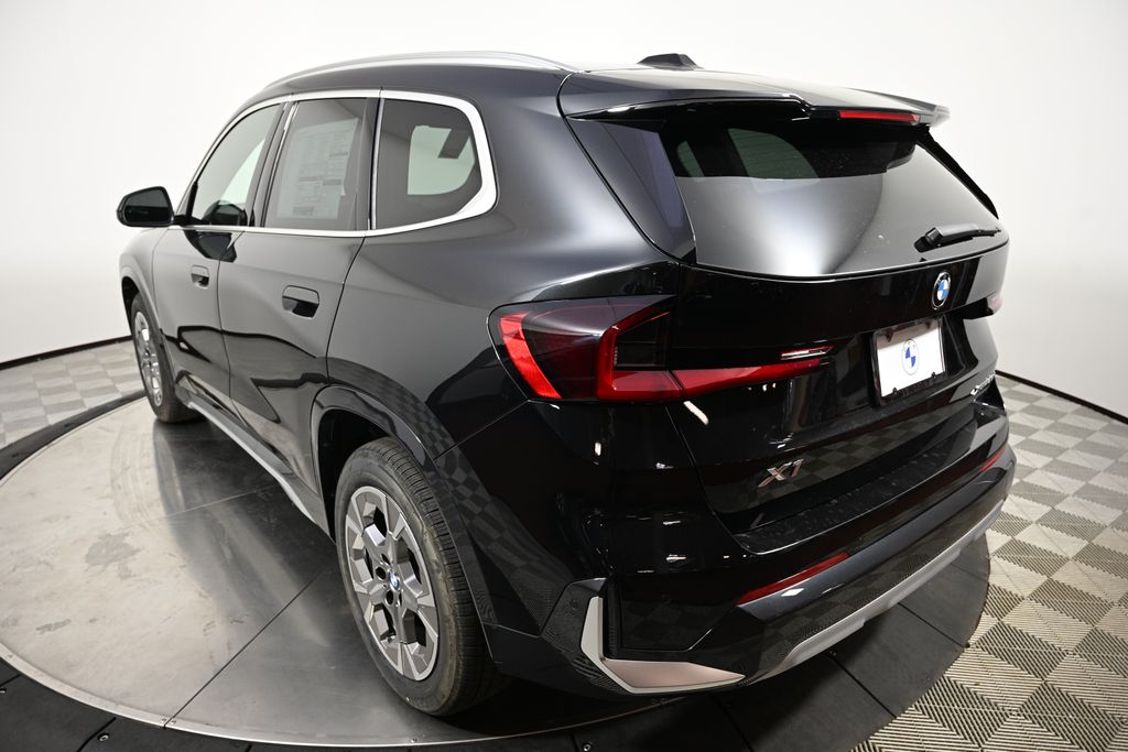 2025 BMW X1 xDrive28i 3