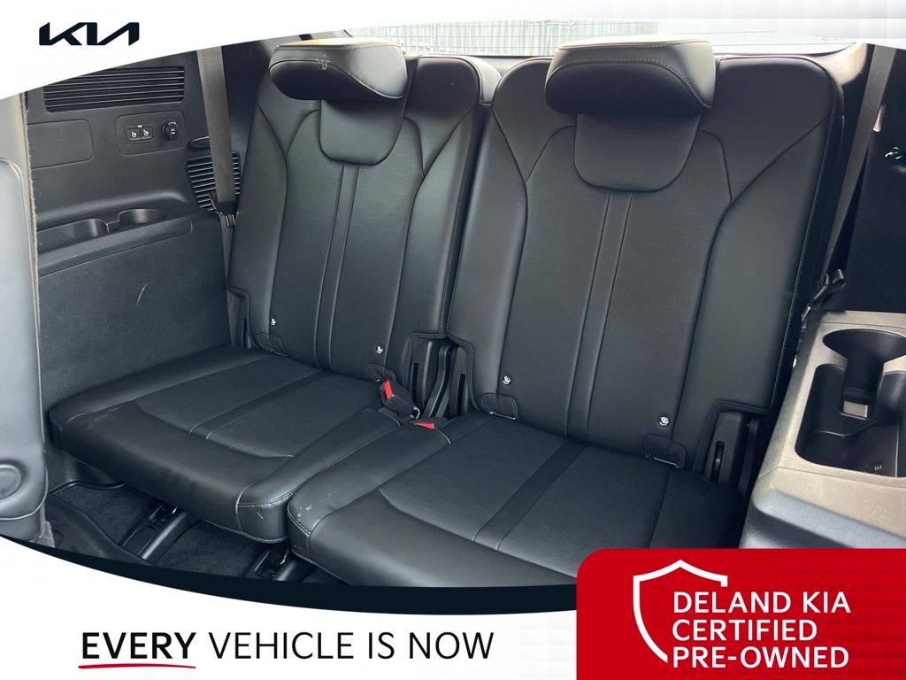 Used 2025 Kia Sorento SUV