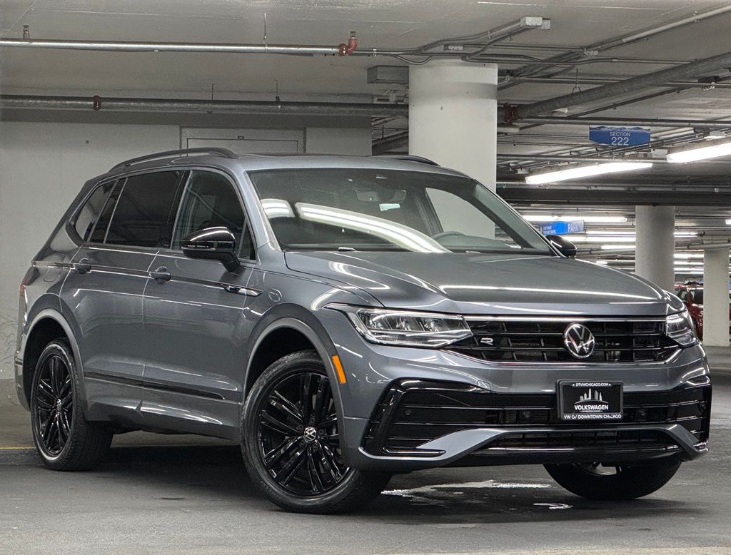 2022 Volkswagen Tiguan SE R-Line Black photo 2