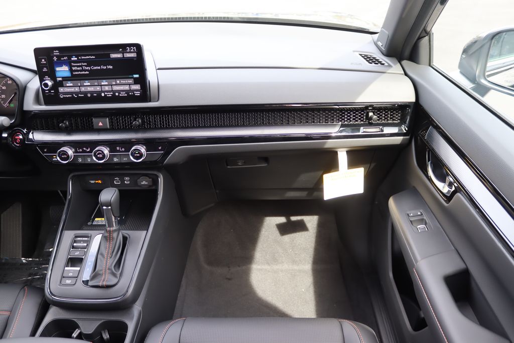 2025 Honda CR-V Sport Touring 17
