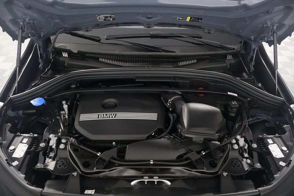 Thumbnail: 2025 BMW X1 - 9