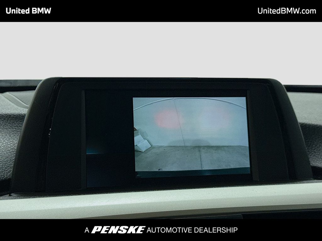 Thumbnail: 2018 BMW 3 Series - 9