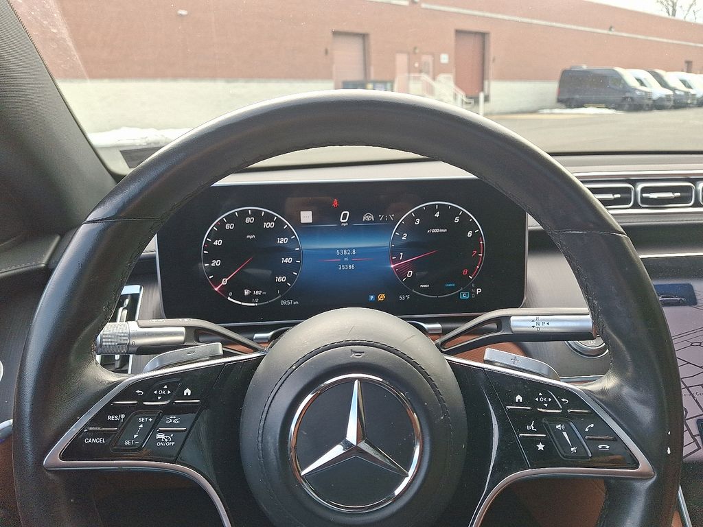 Thumbnail: 2023 Mercedes-Benz S-Class - 19