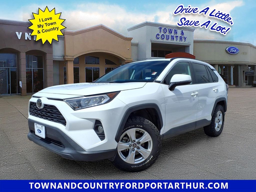 Super White 2021 Toyota RAV4 SUV / Crossover Front-Wheel Drive 8-Speed Automatic