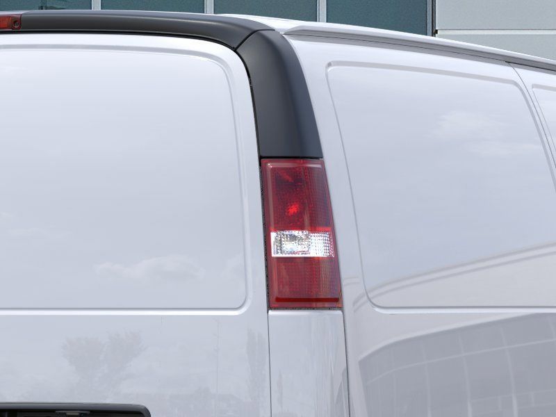 2024 GMC Savana 3500 Work Van 11