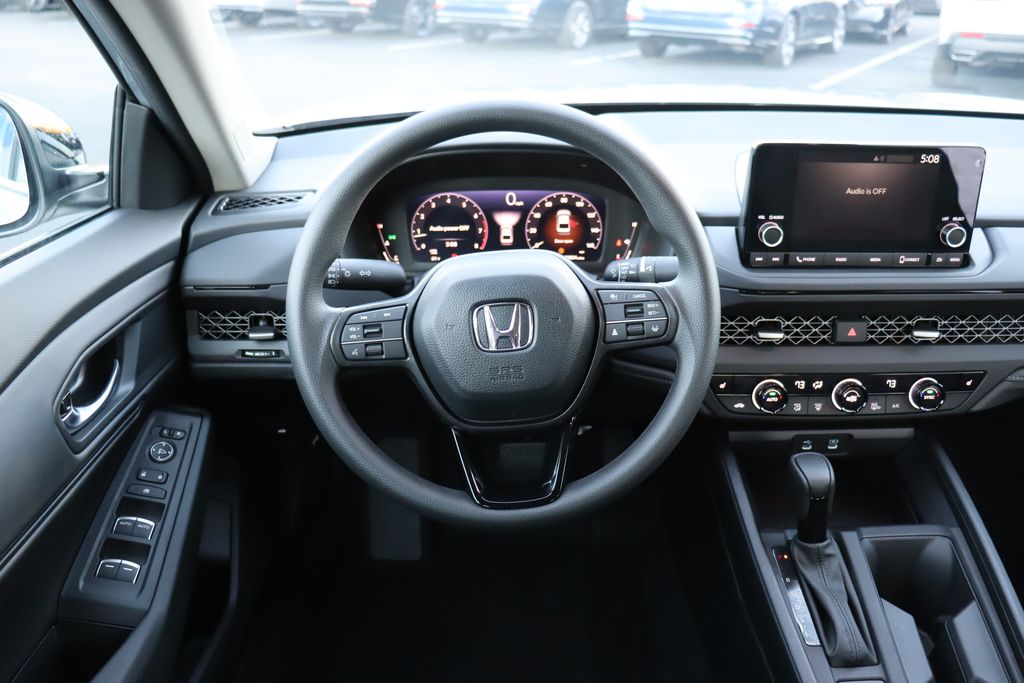 2025 Honda Accord SE 18
