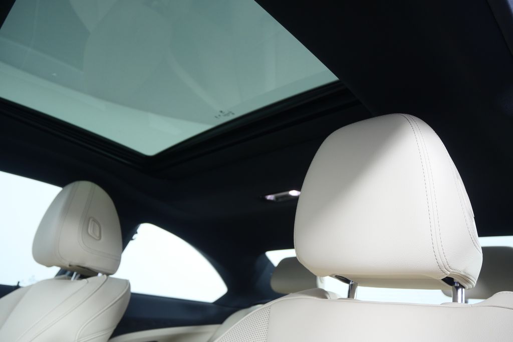 Thumbnail: 2024 BMW 2 Series - 12