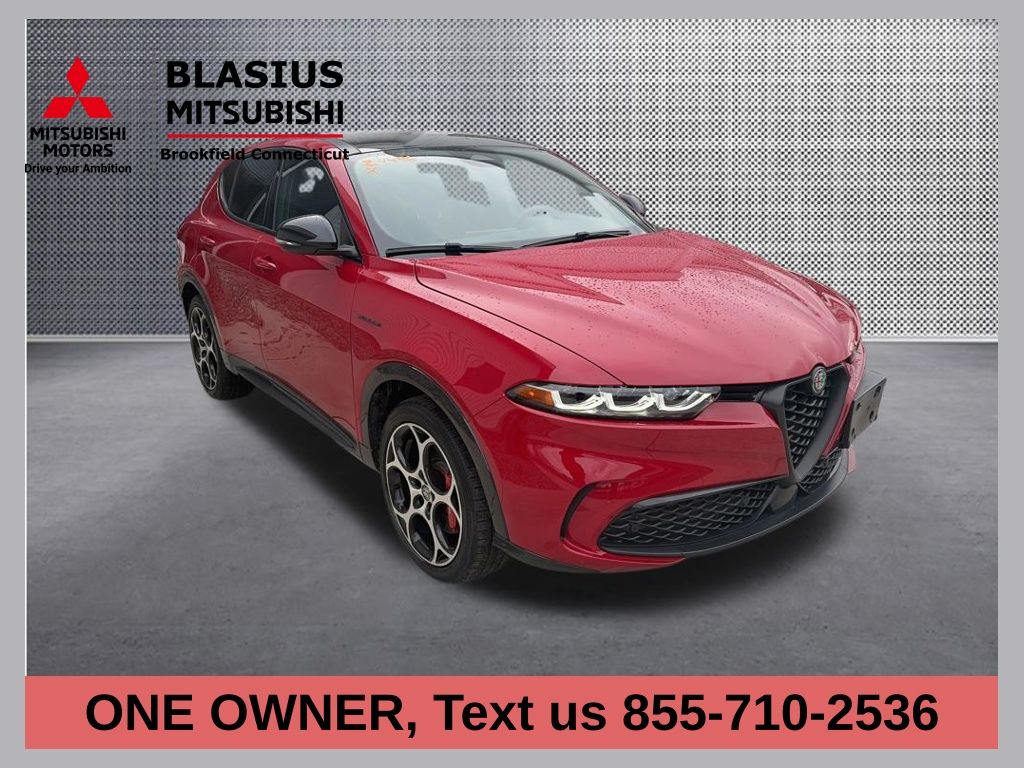 Alfa Rosso 2024 Alfa Romeo Tonale Veloce AWD SUV / Crossover All-Wheel Drive 6-Speed Automatic