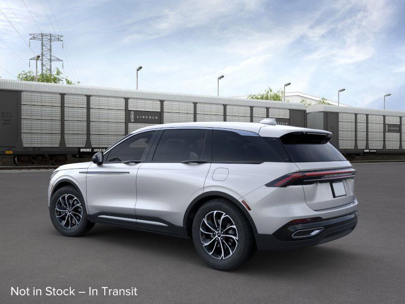 2025 Lincoln Nautilus Premiere 4