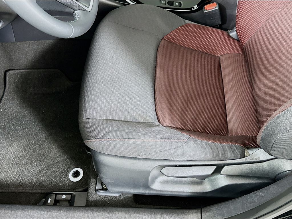 Thumbnail: 2025 Toyota Corolla - 19