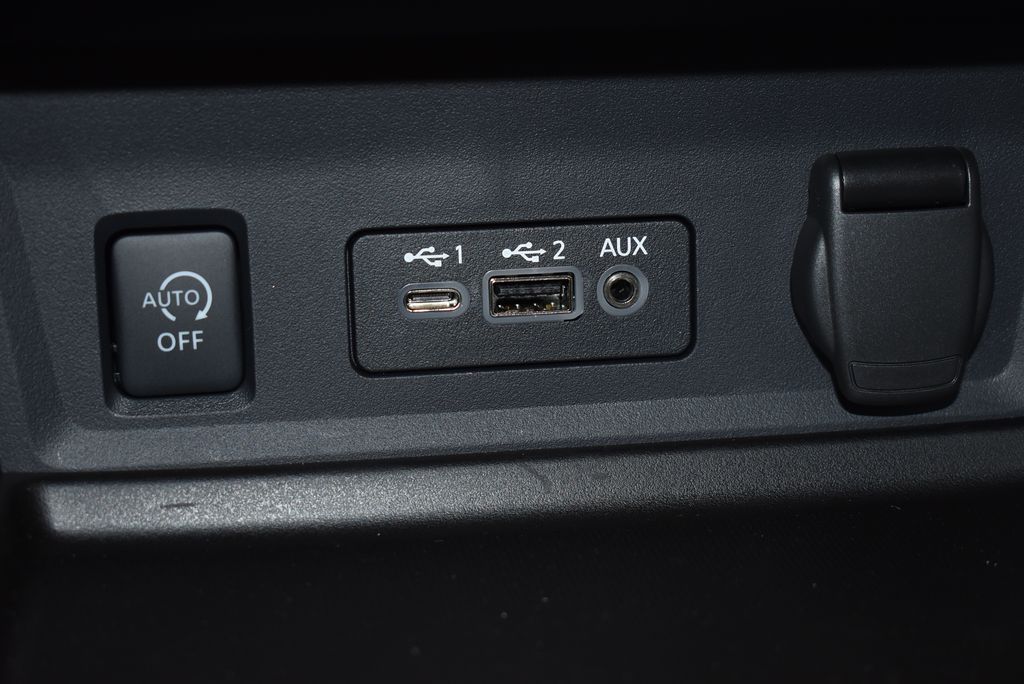 Thumbnail: 2025 Nissan Sentra - 21