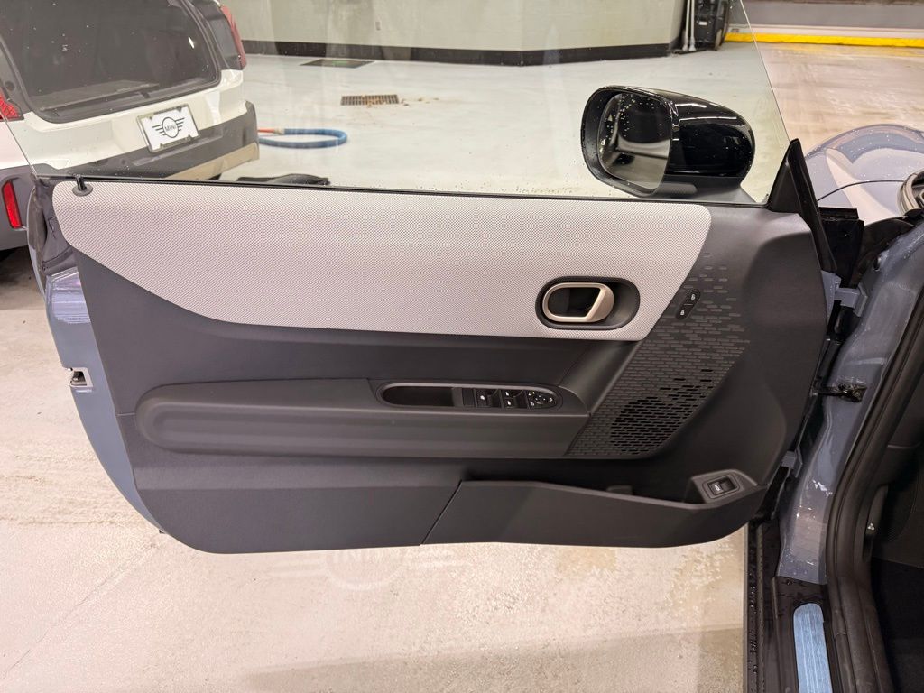 Thumbnail: 2026 MINI Cooper - 10