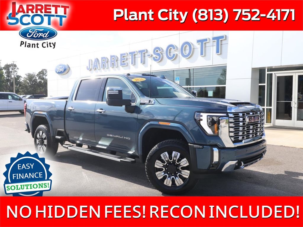 2026 GMC Sierra 2500HD Denali Crew Cab 4WD