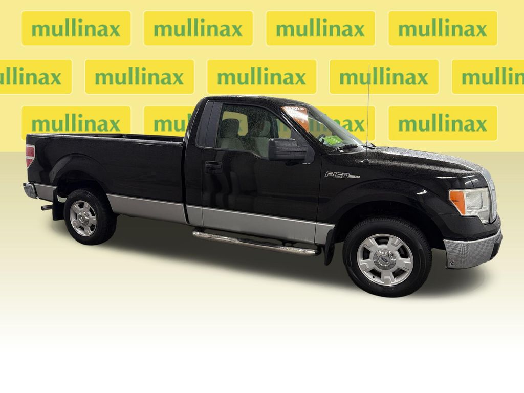 Used 2009  Ford  image 2