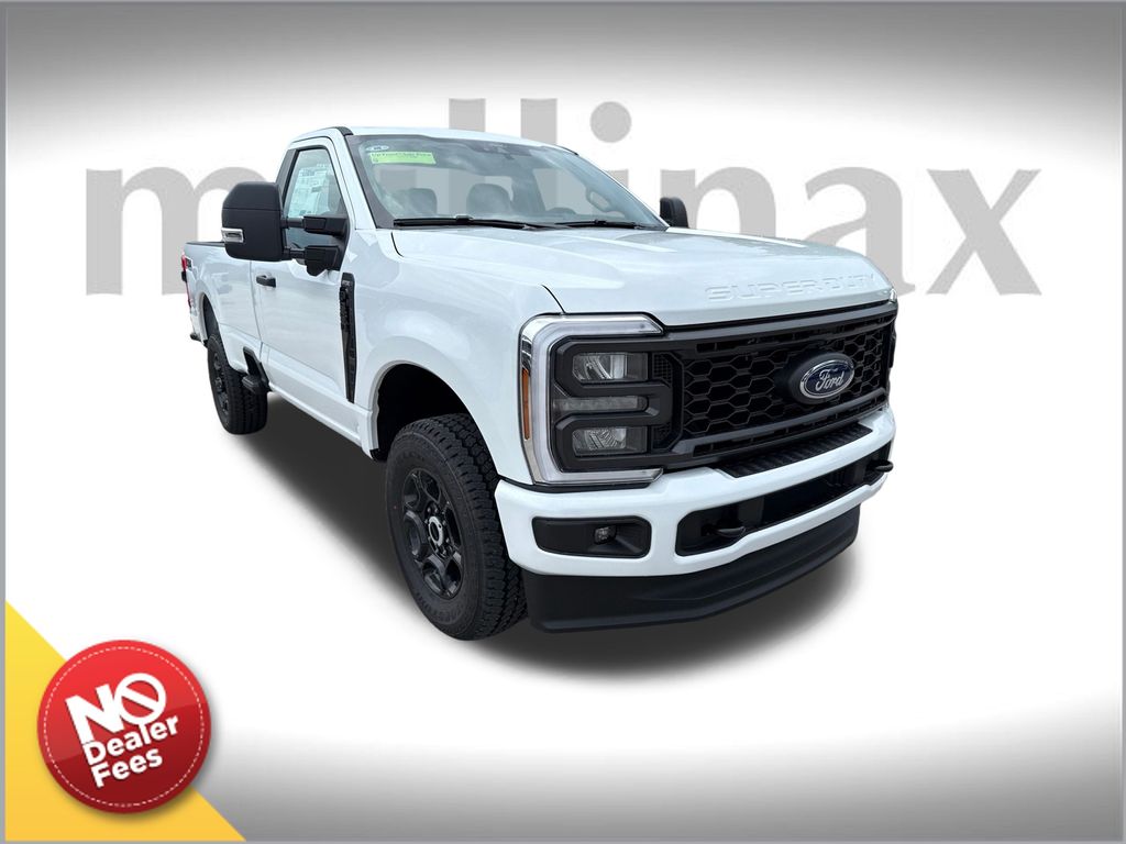 2025 Ford F-350 Super Duty XL's photo