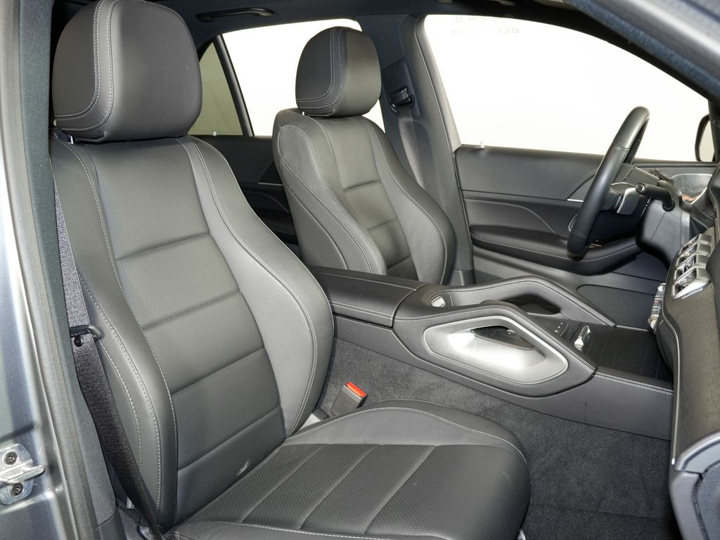 used 2025 Mercedes-Benz GLE car, priced at $61,969