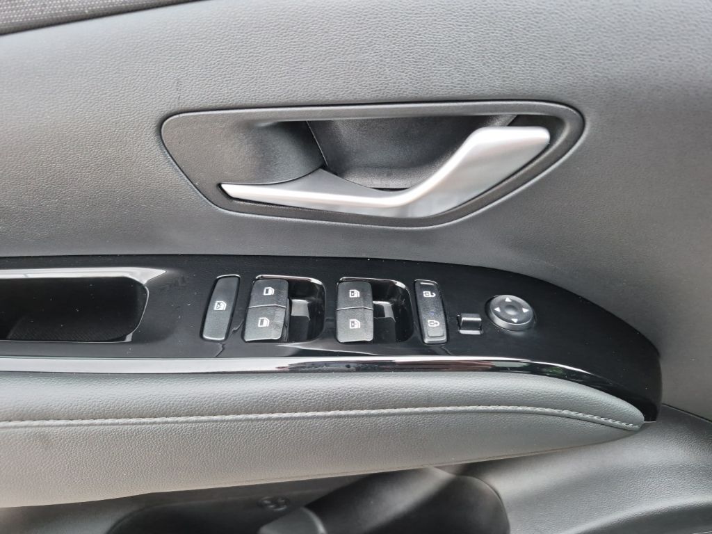 Used Car 2023 Hyundai Santa Cruz  Limited For Sale Under $30,000 In Austin, Texas