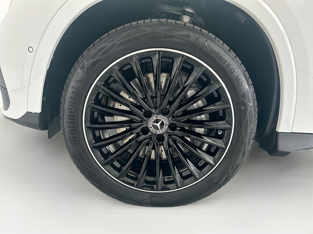 Thumbnail: 2026 Mercedes-Benz GLC - 29
