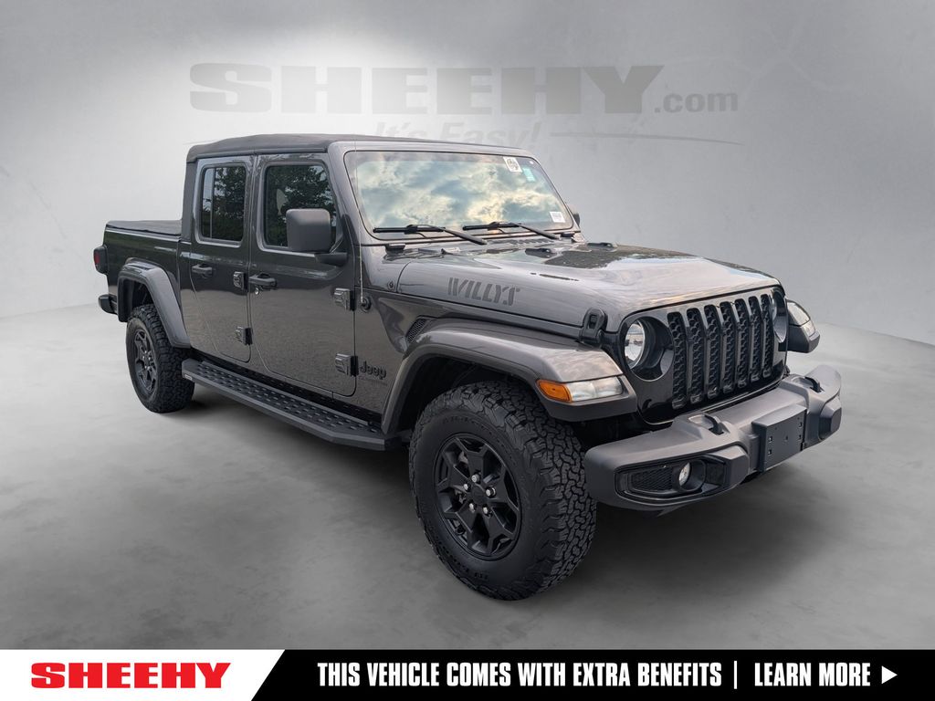  2021 Jeep Gladiator Willys Crew Cab 4WD   