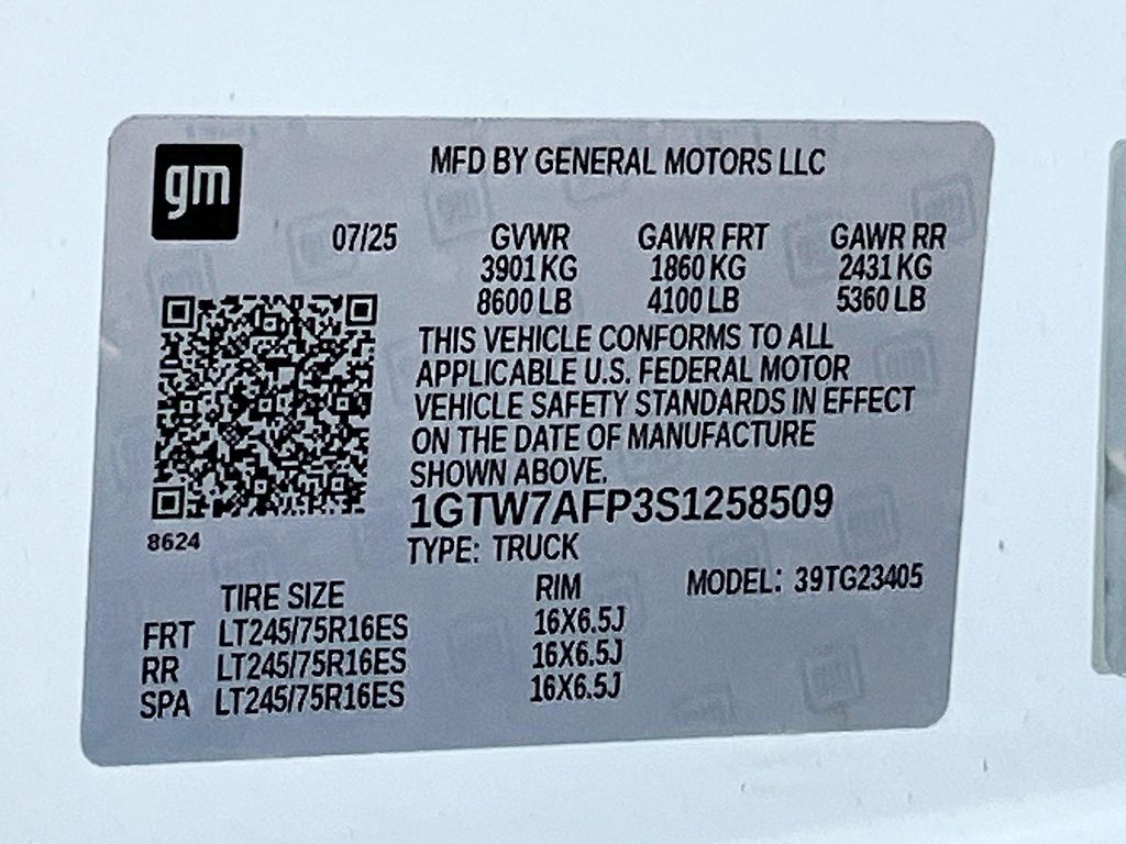 2025 GMC Savana 2500 Work Van White at Big Star Buick GMC