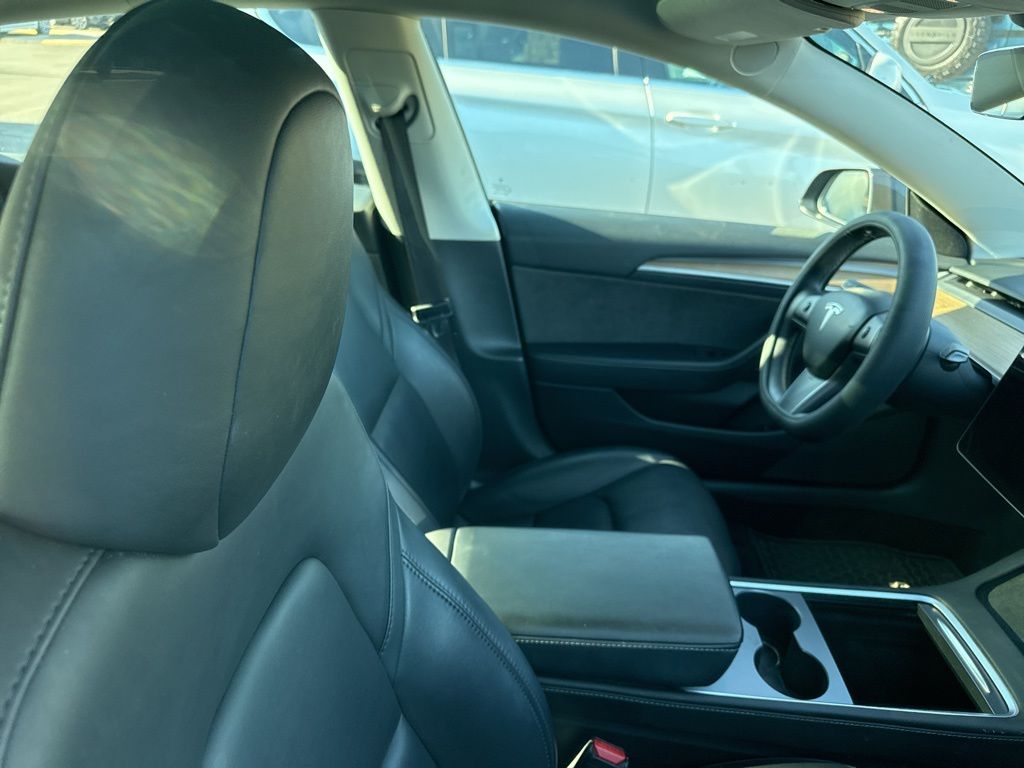 Thumbnail: 2023 Tesla Model 3 - 4