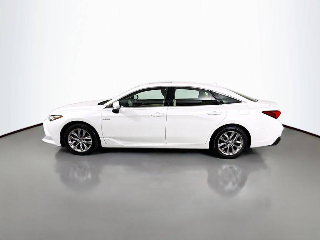 Thumbnail: 2021 Toyota Avalon - 8