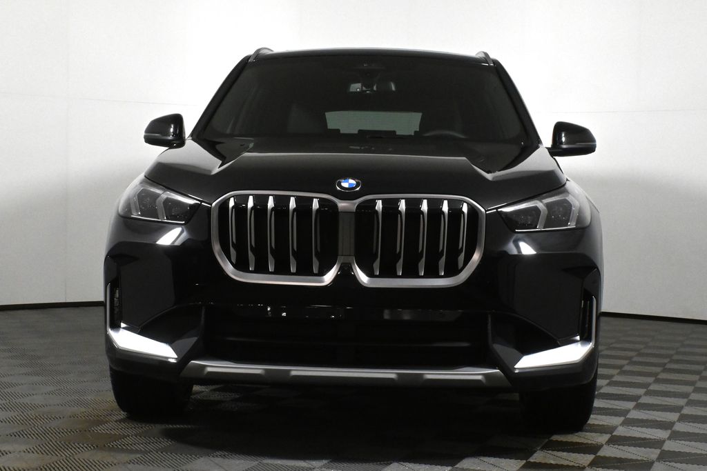 2025 BMW X1 xDrive28i 10