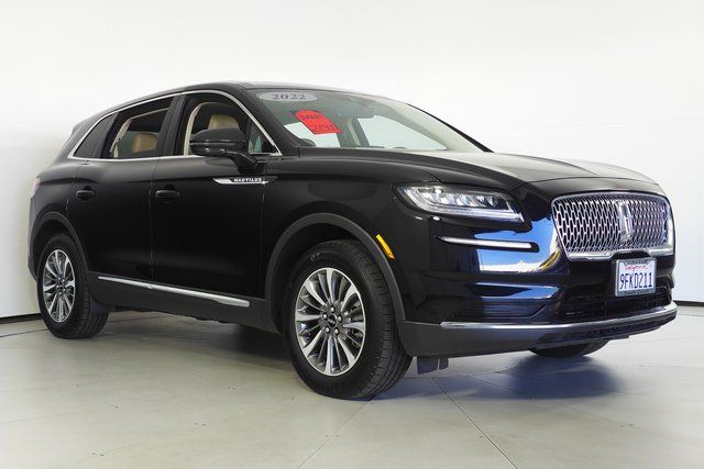 2022 Lincoln Nautilus Standard 4