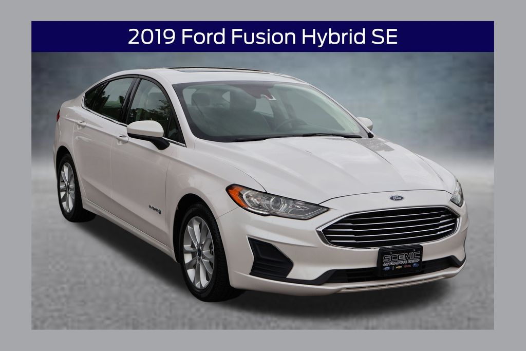 2019 Ford Fusion Hybrid SE FWD   